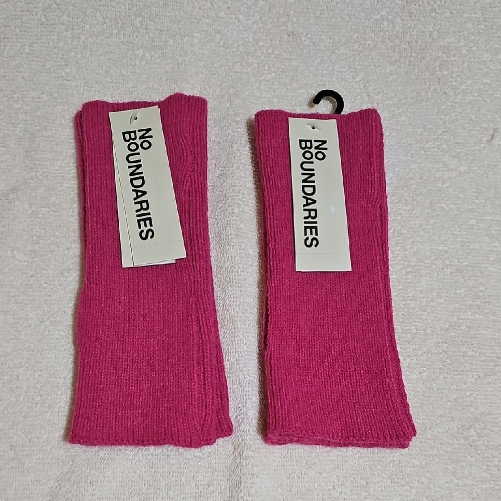 No Boundaries Fingerless Gloves Adult OSFM Two Pairs Pink Haze New